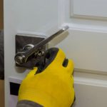 Read more about the article How To Secure Professional Locksmith House Services