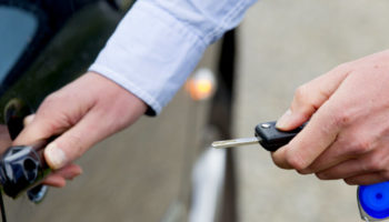 How Helpful Are Auto Locksmith Services?