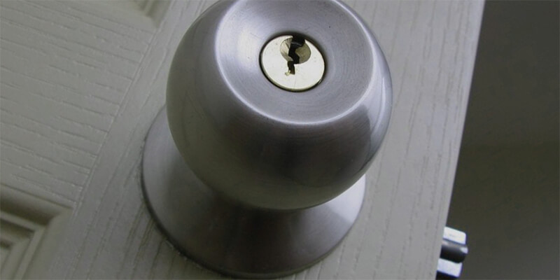 deadbolt lock replacement - Locksmith Brighton MA